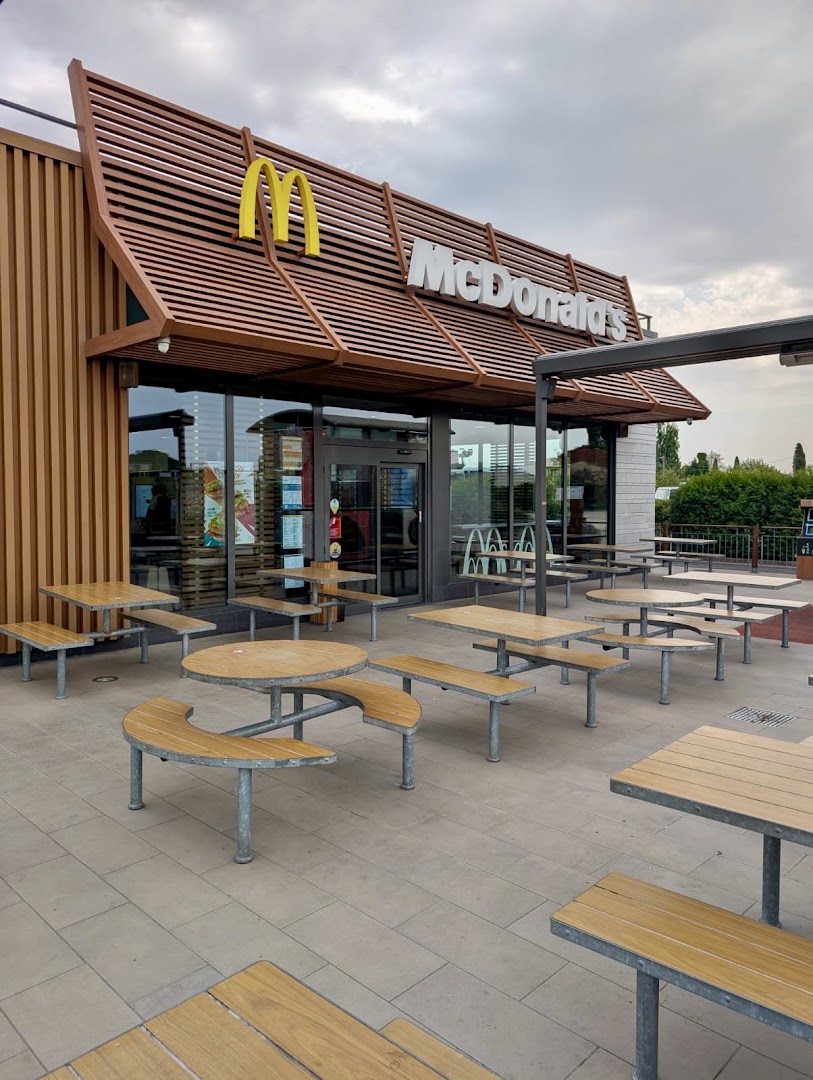 McDonald's Montecatini Camporcioni