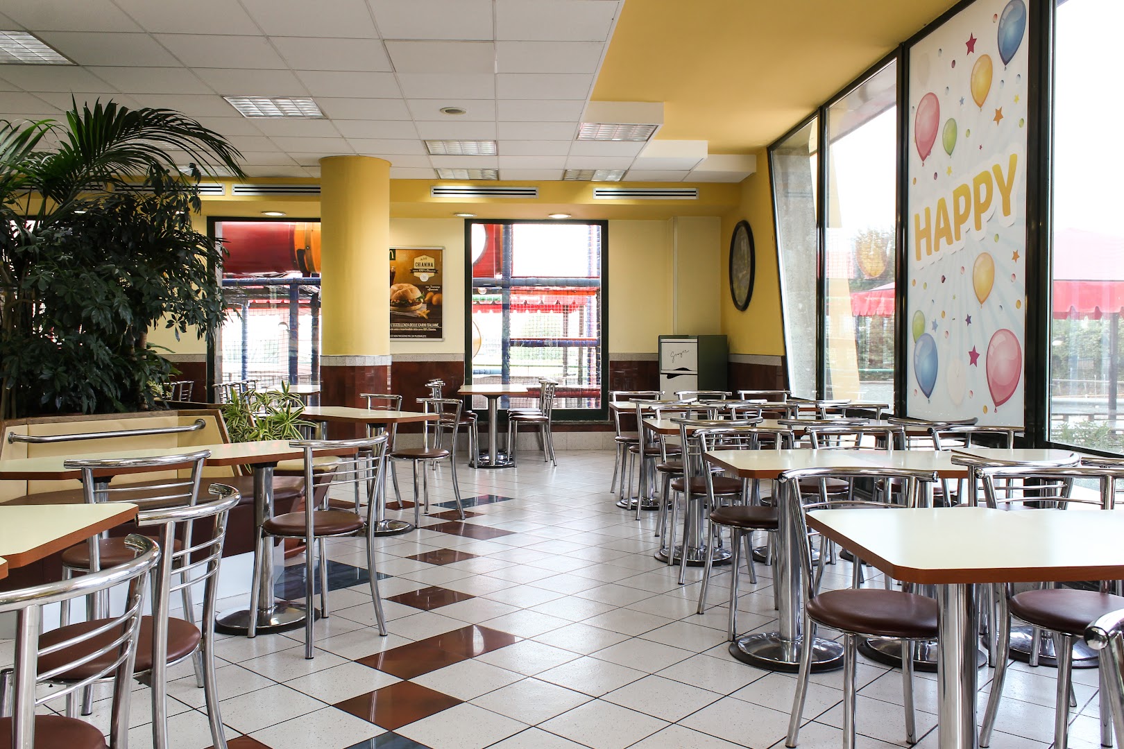 McDonald's Napoli Doganella