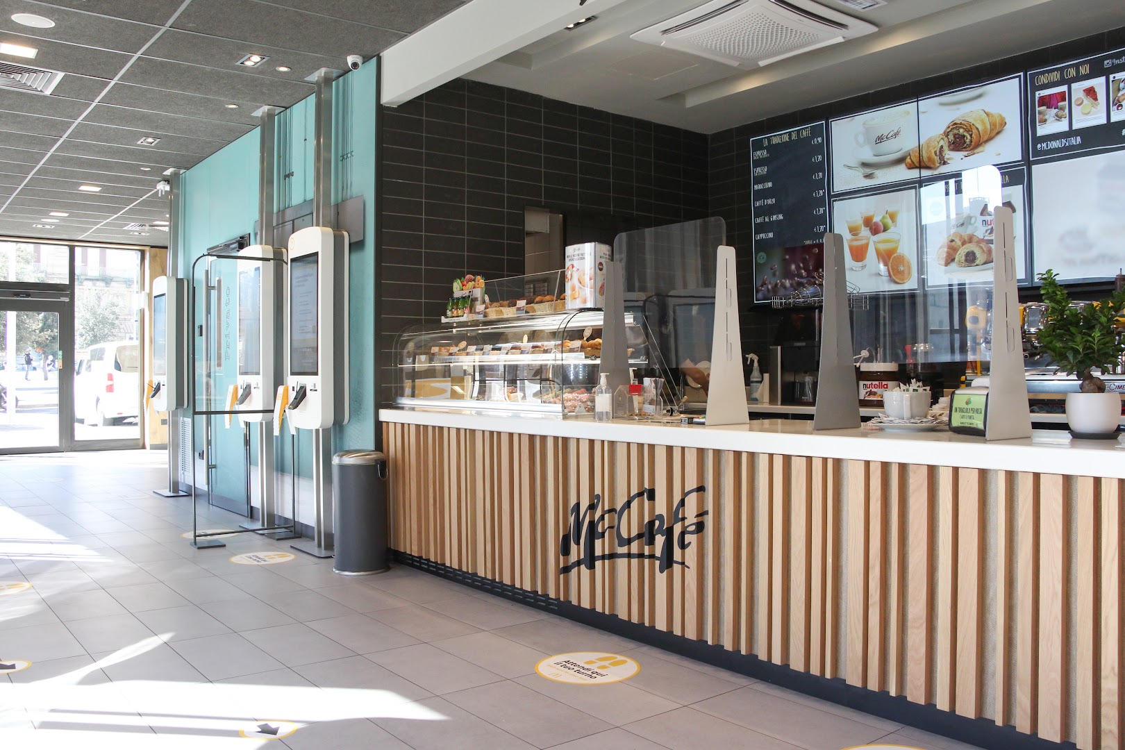 McDonald’s Napoli Via Medina