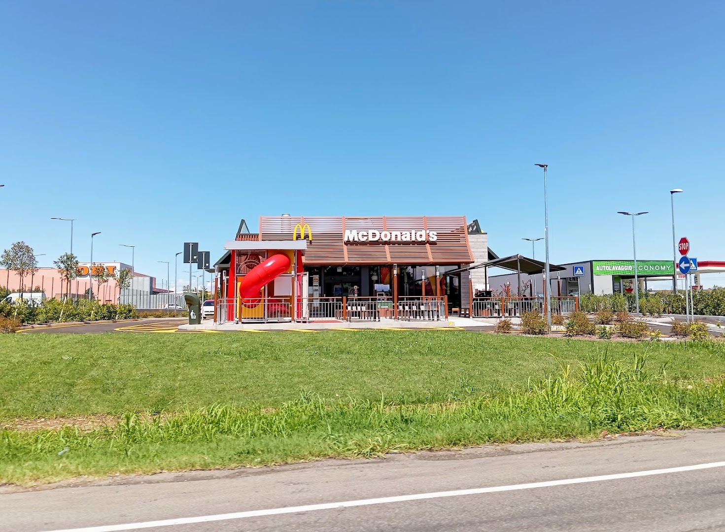 McDonald's Novara Vittoria