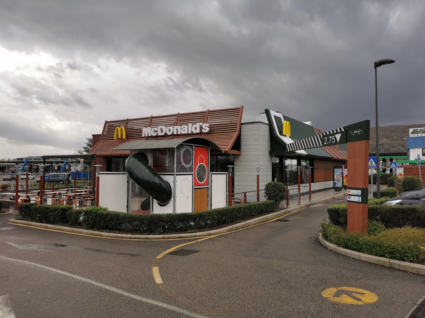 McDonald's Orte Drive-Caldare