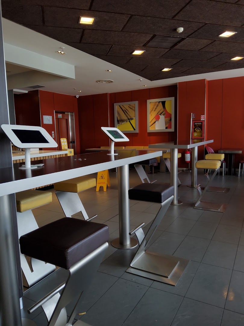 McDonald's Quartucciu C.C. Le Vele