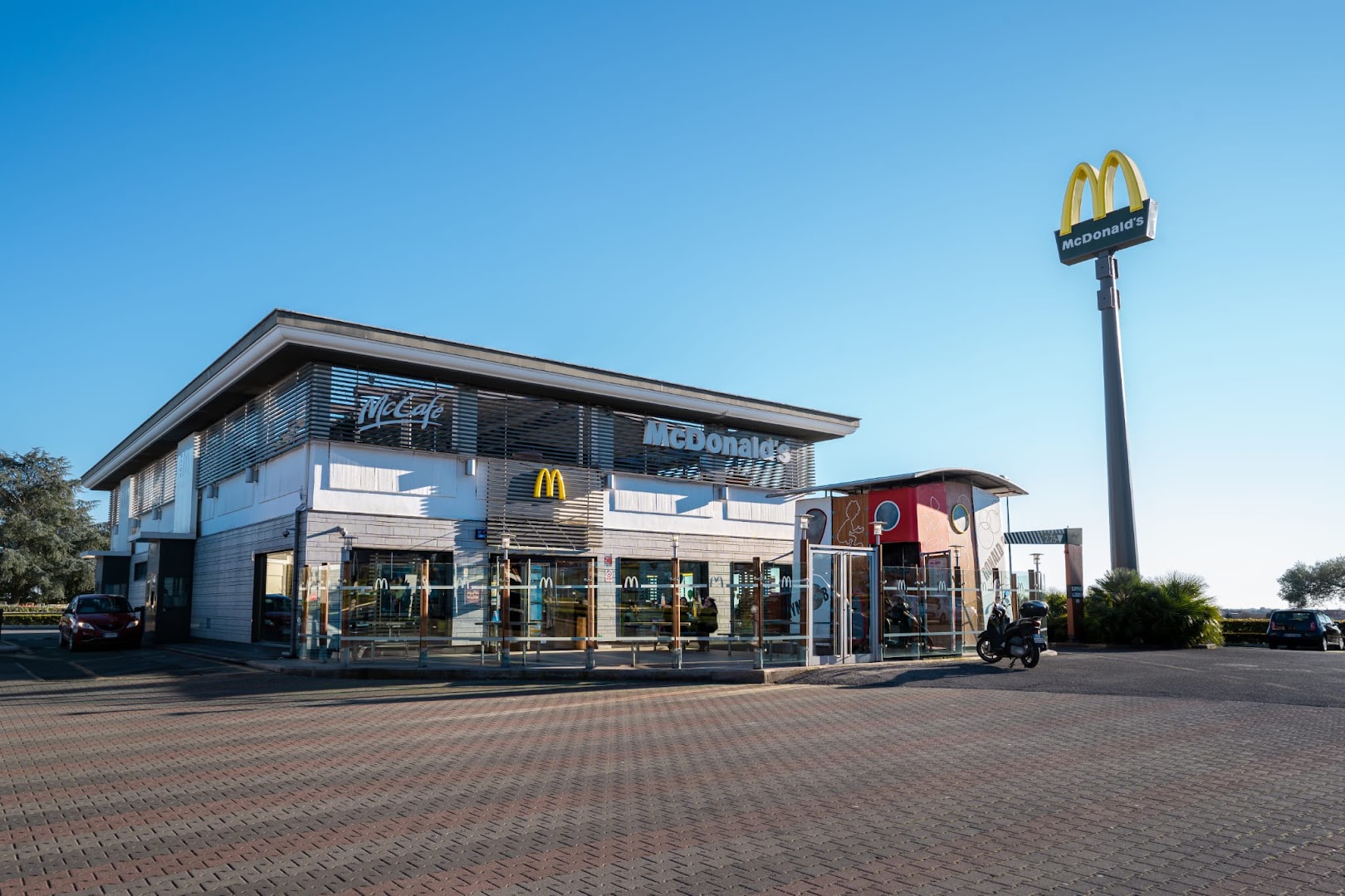 McDonald's Roma Casal del Marmo, Roma
