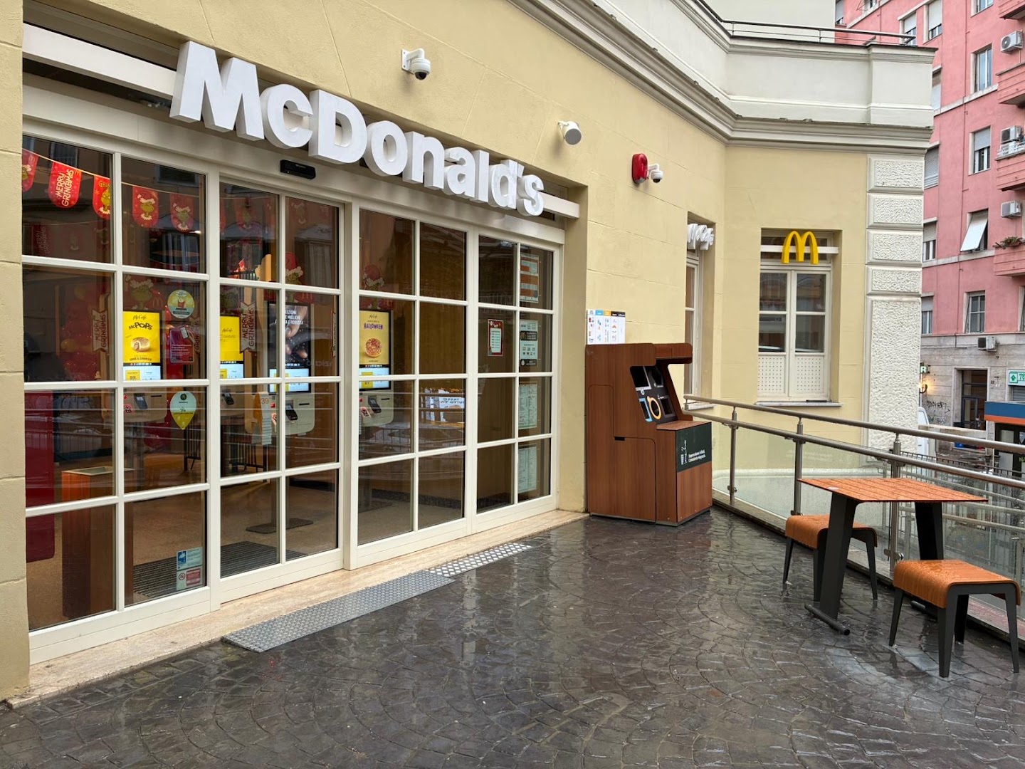 McDonald's Roma Happio