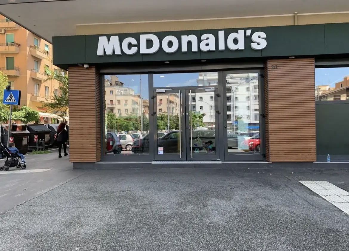 McDonald's Roma Mirti