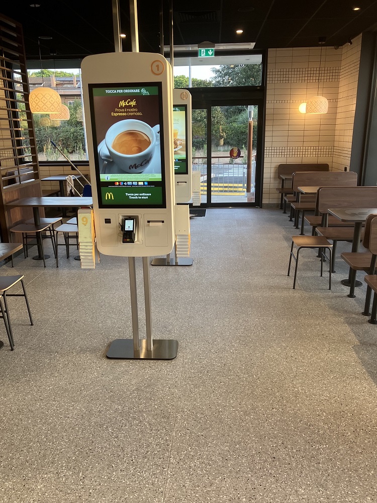 McDonald’s Roma Spinaceto