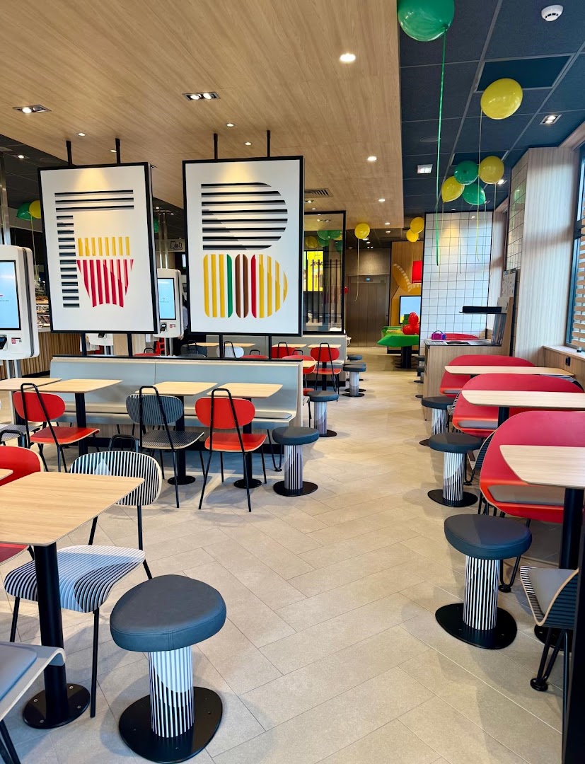 McDonald's Salerno Retail Park - Fuorni