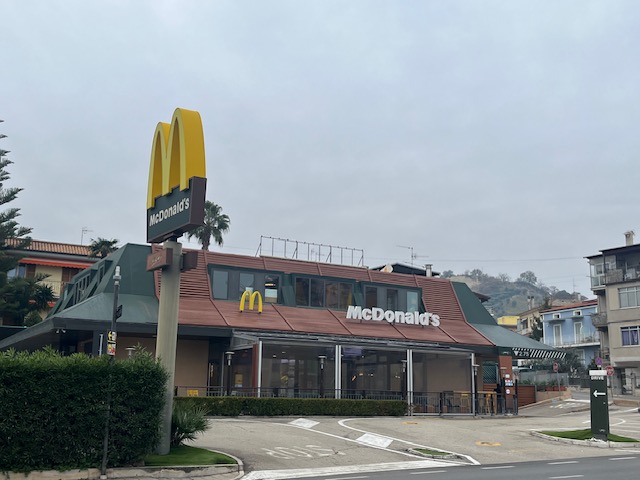 McDonald's San Benedetto del Tronto, San Benedetto del Tronto