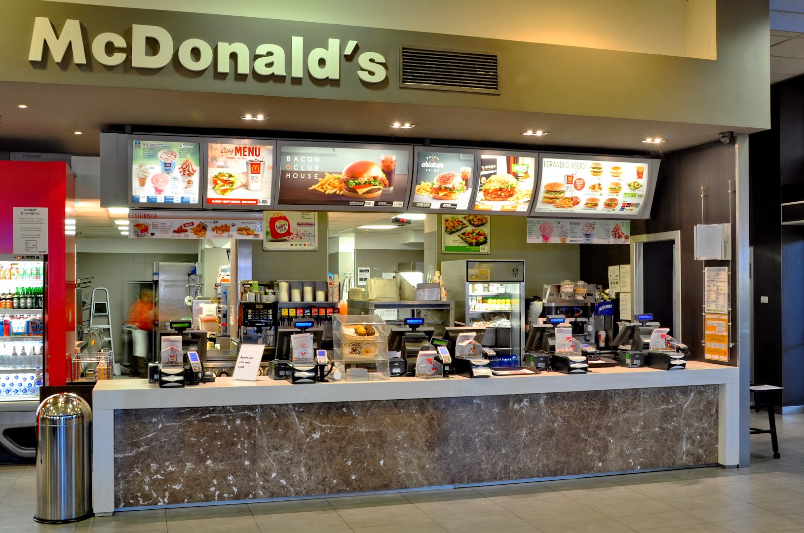 McDonald's Torino Porta Nuova Stazione, Torino