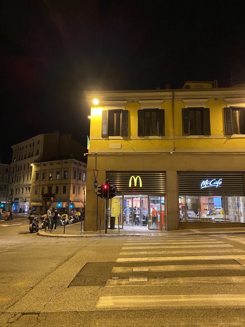 McDonald's Trieste Goldoni
