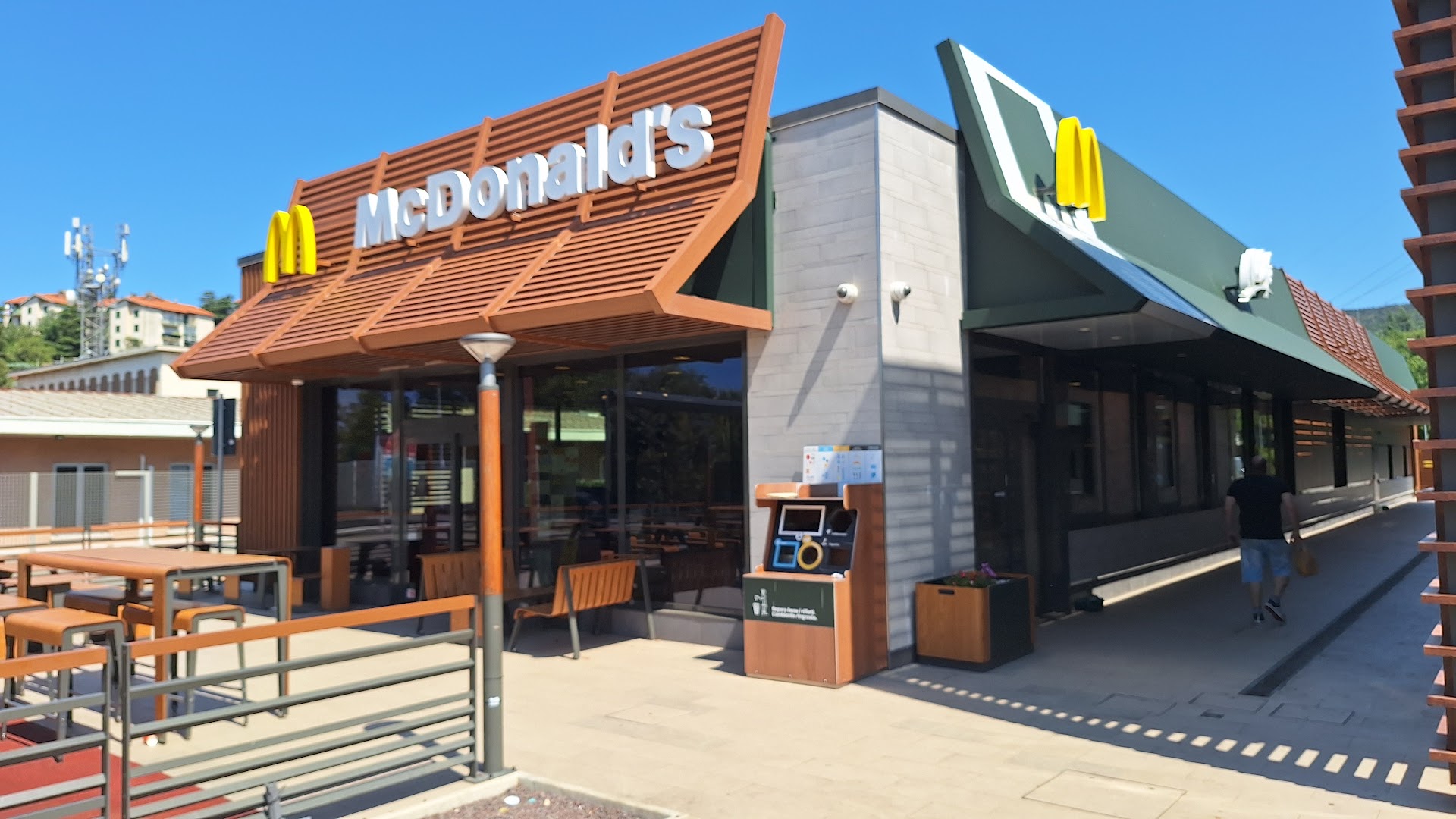 McDonald's Trieste Via Flavia