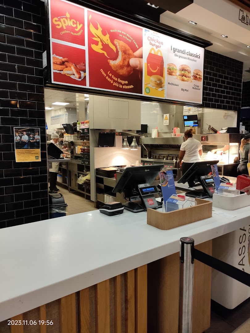 McDonald's Verona C.C. Adigeo, Verona