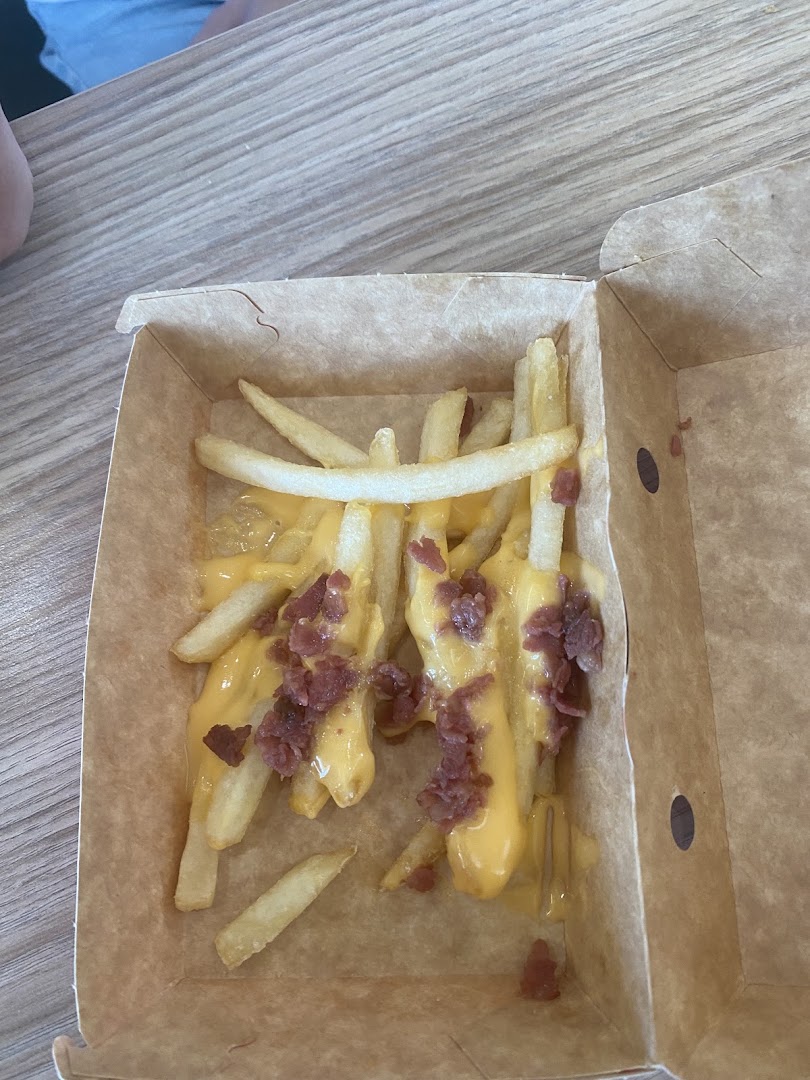 McDonald's Verona C.C. Adigeo