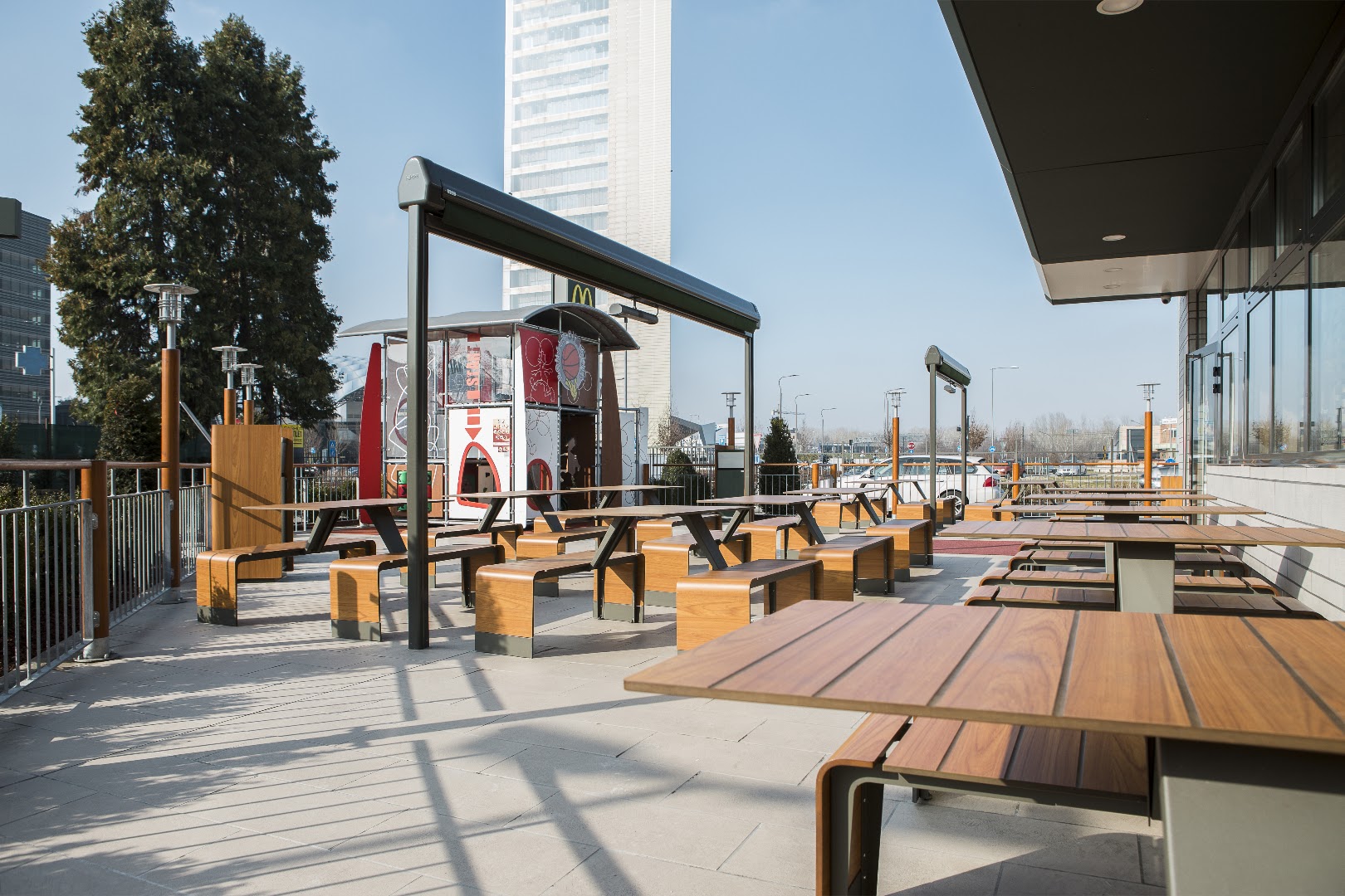 McDonald's Via Larga