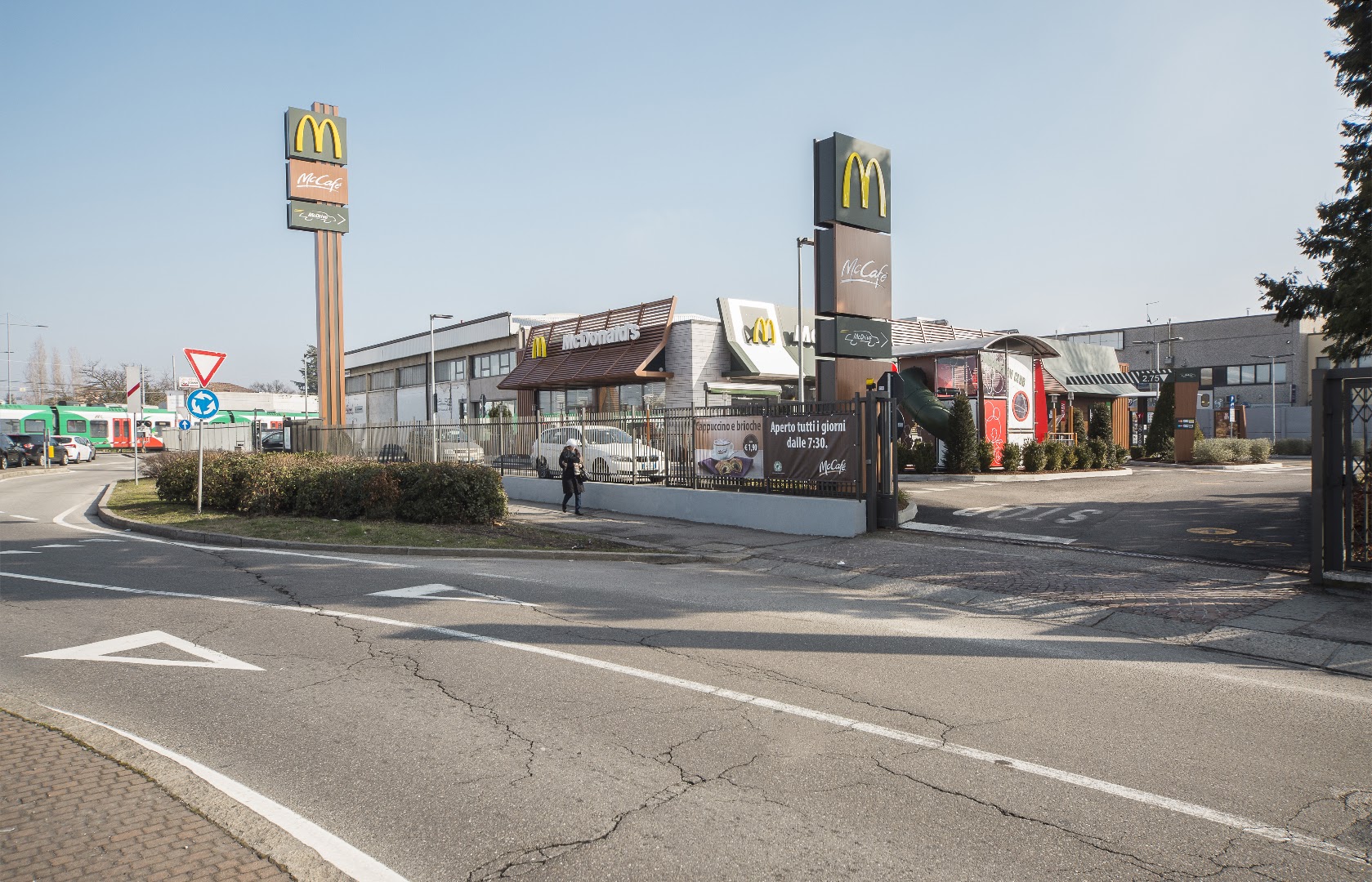 McDonald's Via Larga