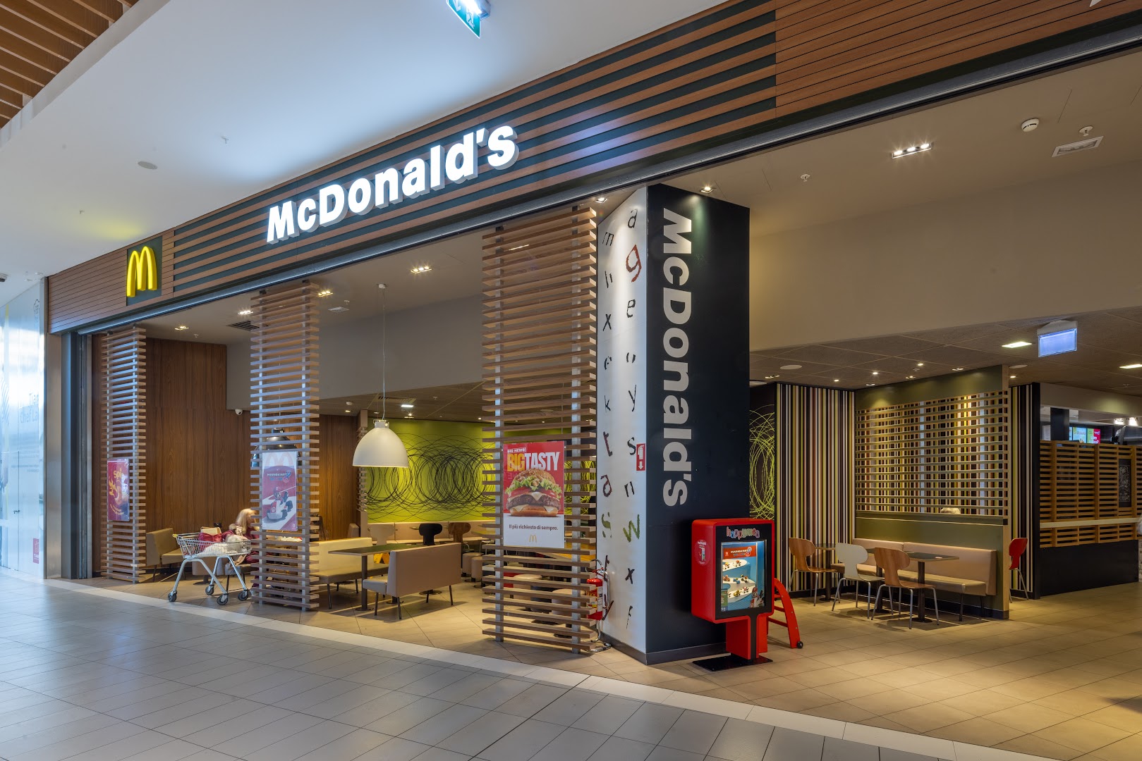 McDonald's Villesse Mall
