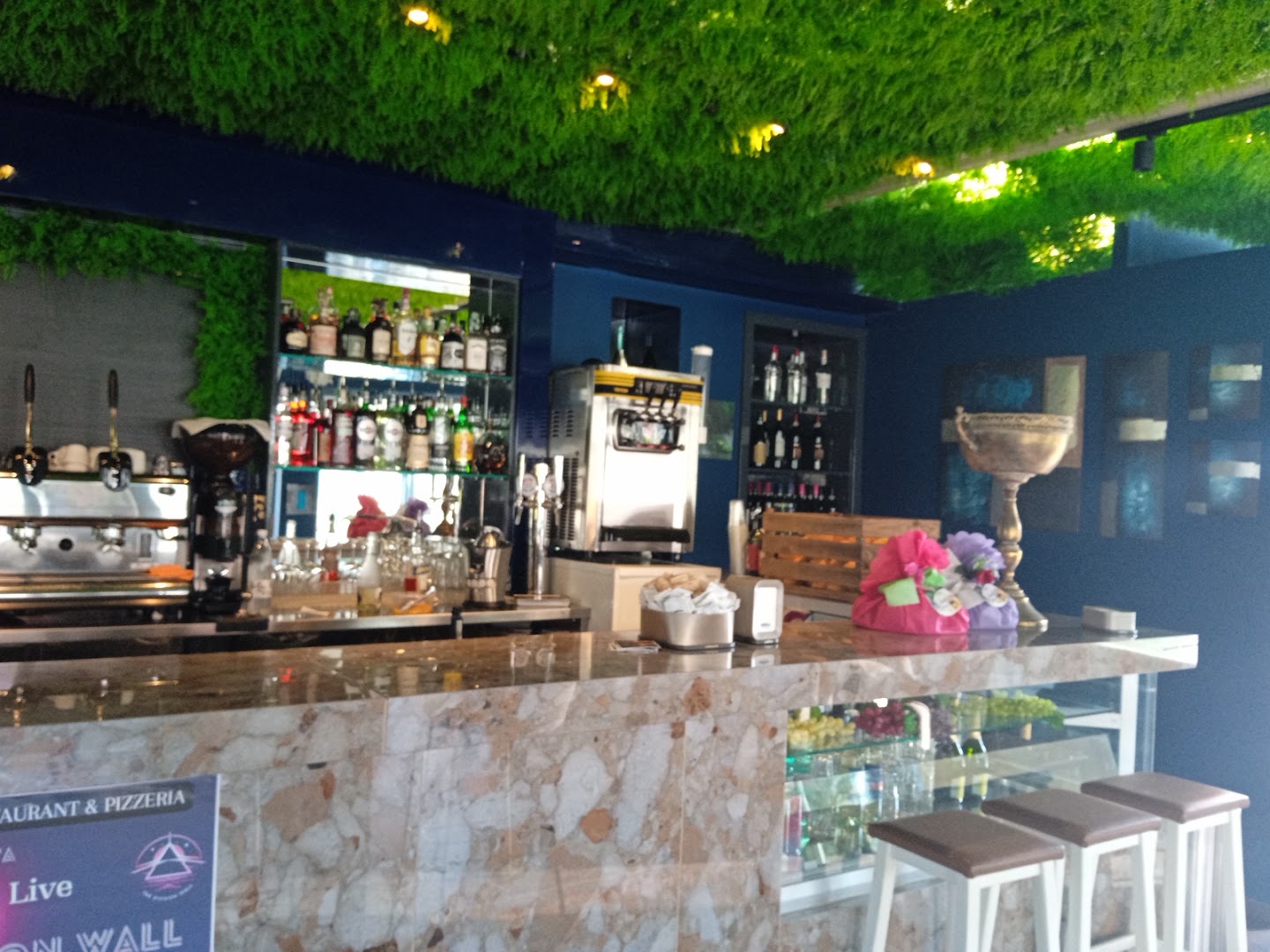 Mea Cafè Lounge Restaurant & Pizzeria