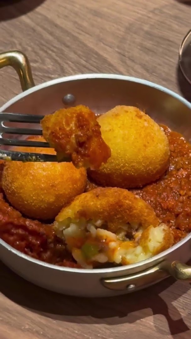 Meatball Family - Piazza Cinque Giornate
