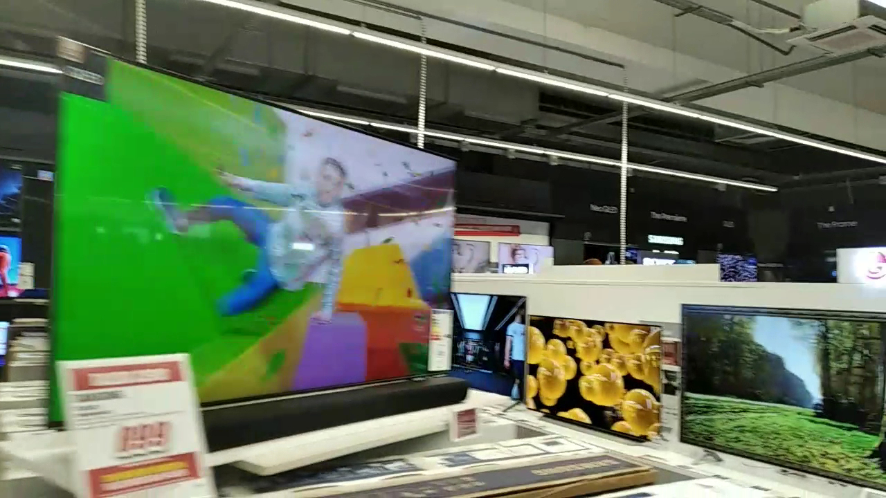 MediaWorld Milano Viale Troya