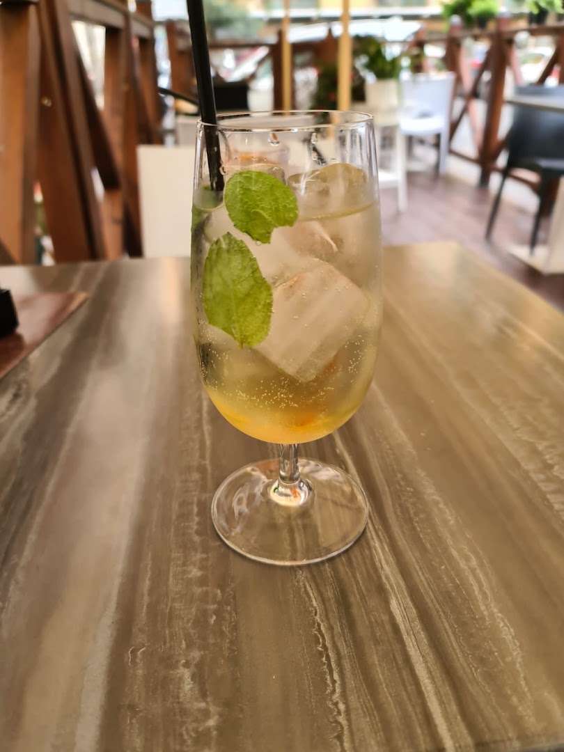 Meet 55 Bistrot