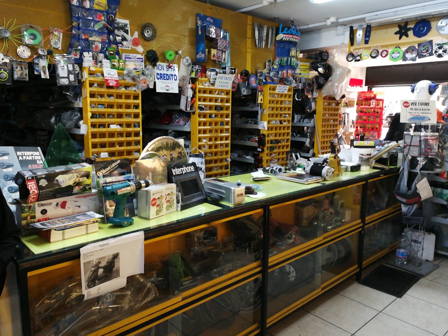 Mega Ricambi Di Mega Maurizio concessionario Kymco Shindaiwa Echo Stihl Farmer Polini, Alezio