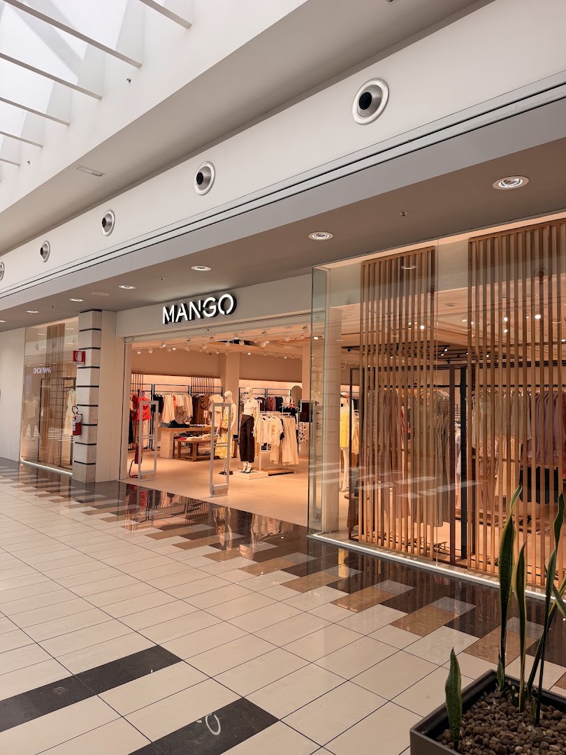 Megalò Centro Commerciale, Chieti