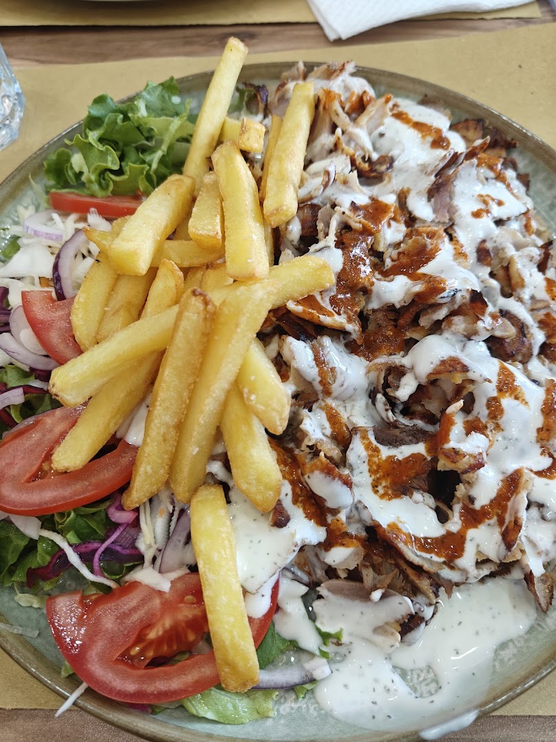 Memiş Rivoli pizzeria Adana kebap