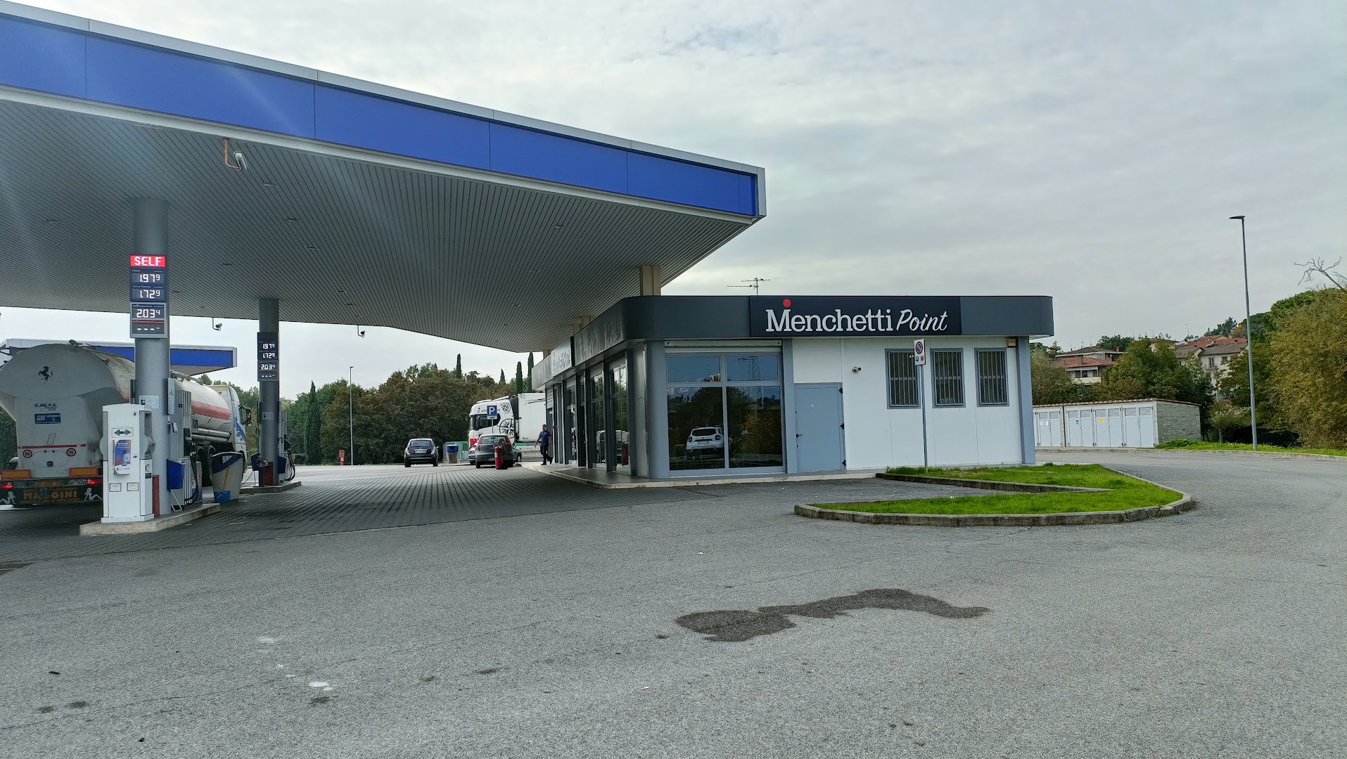 Menchetti Point San Giuliano