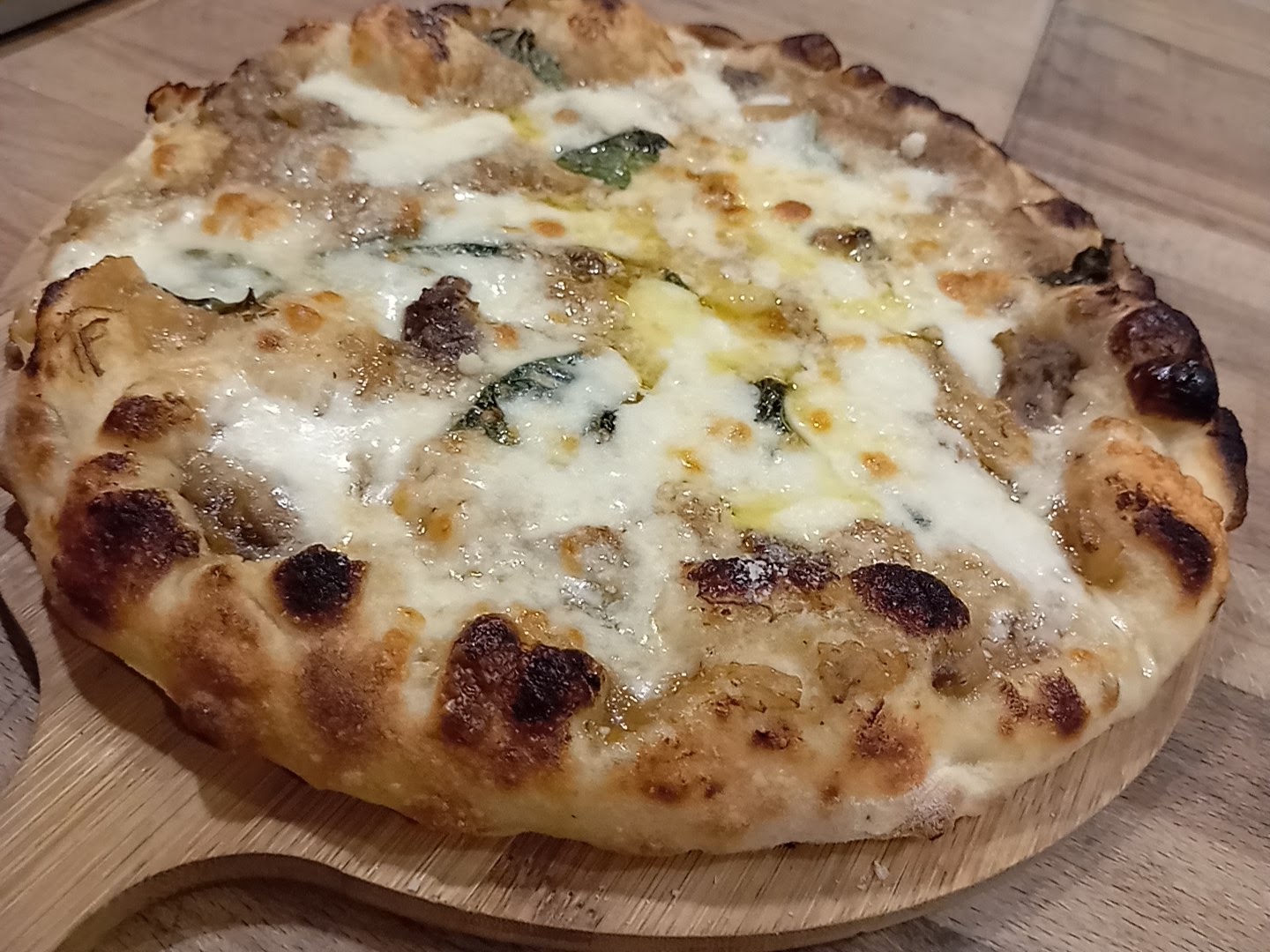 Mennitto Pizza Bar