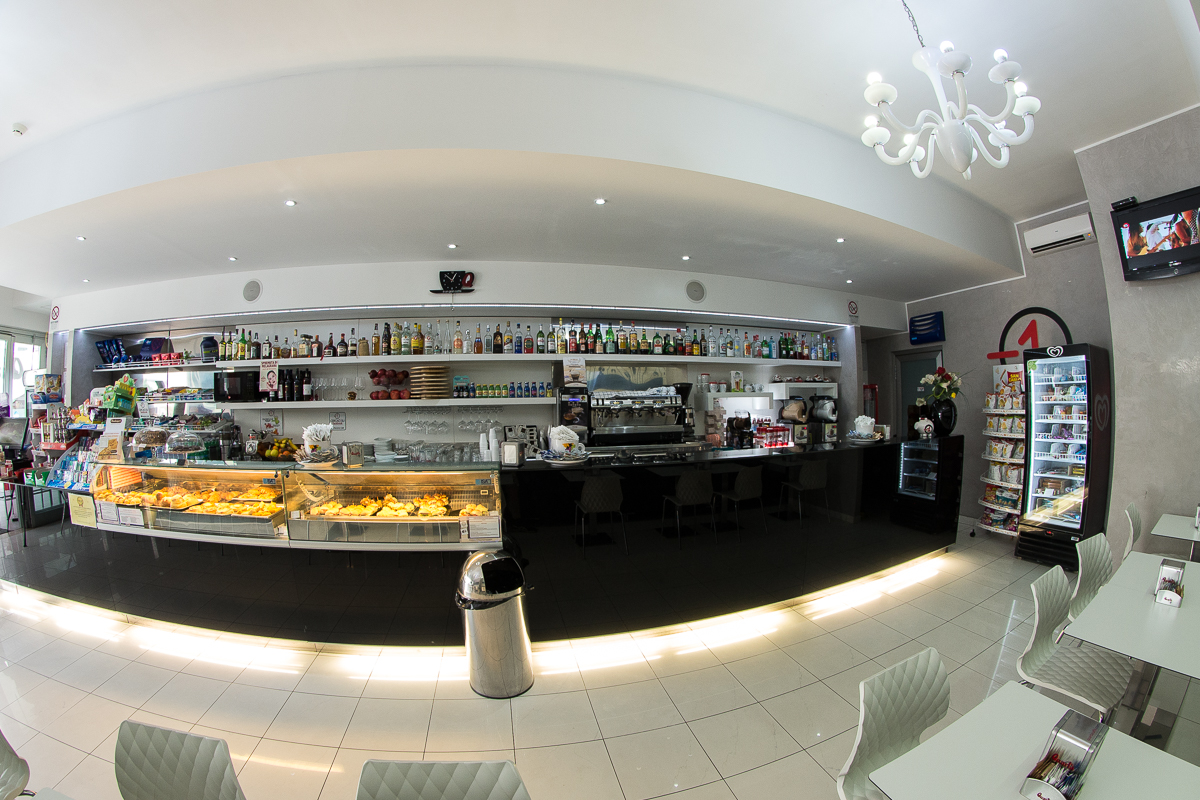 MenoUno Café