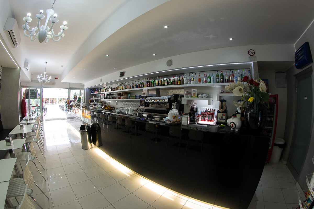 MenoUno Café
