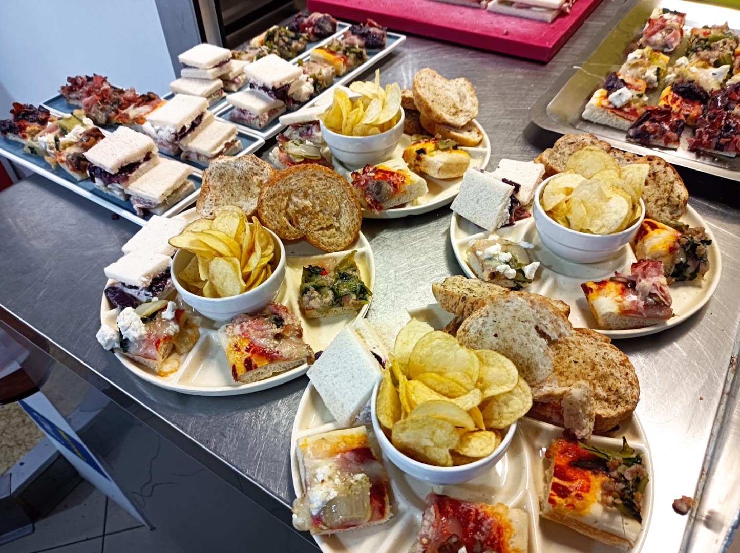Menta & Rosmarino Catering Pausa Pranzo Tavola Calda