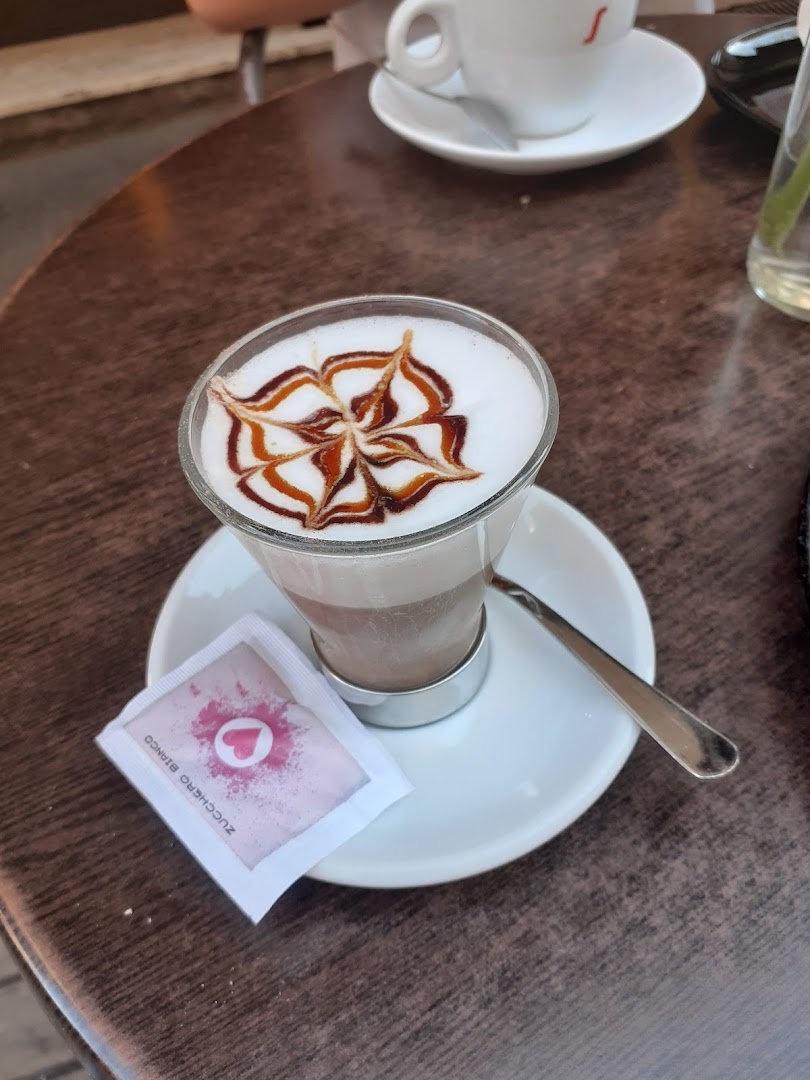 Merikipe Café