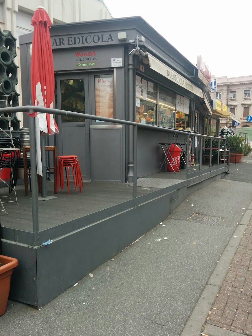 Mesina Wanda, Genova