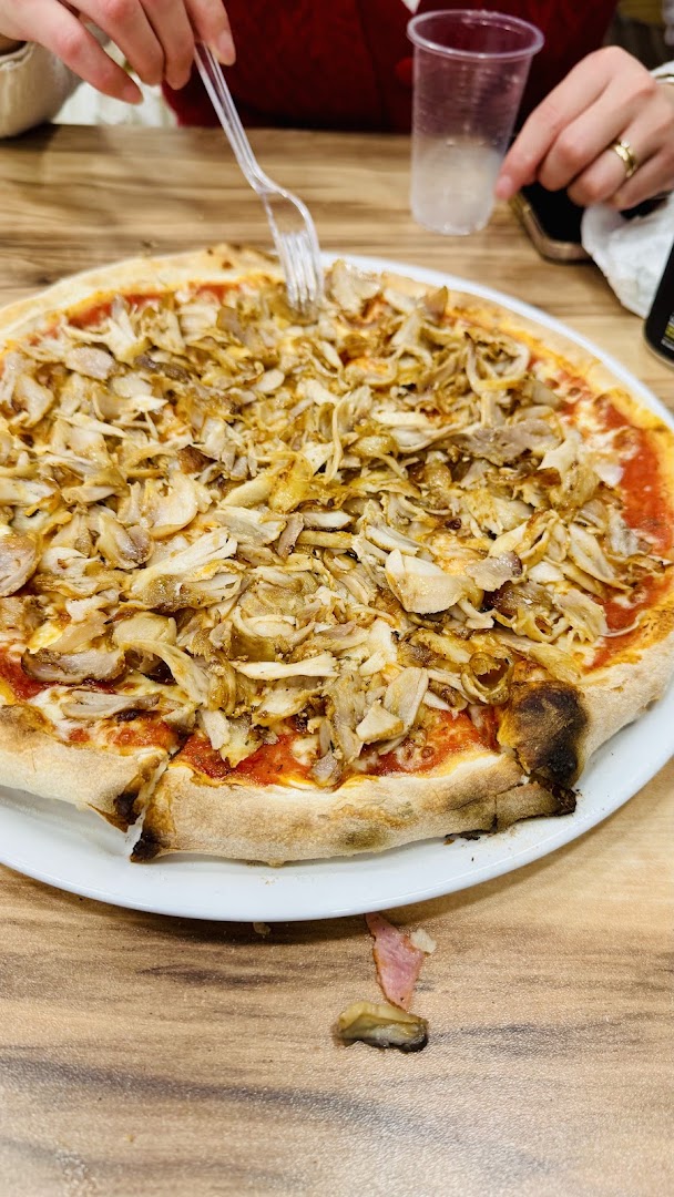 Mevlana Pizzeria