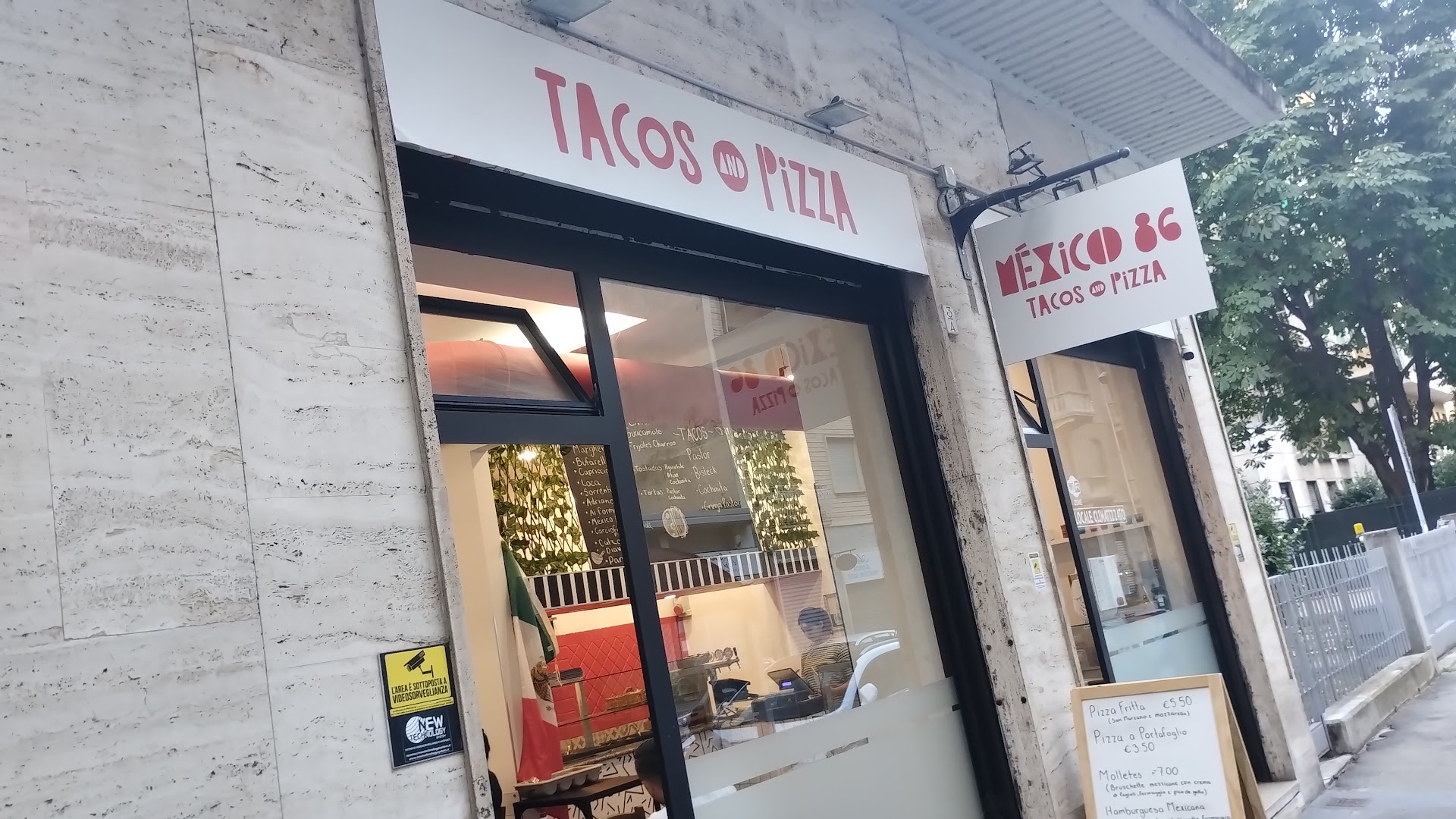 México 86 - Tacos & Pizza