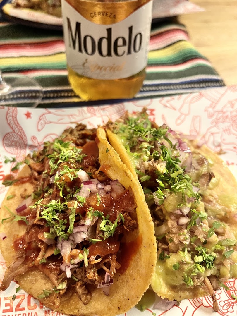 Mezcalina taverna mexicana