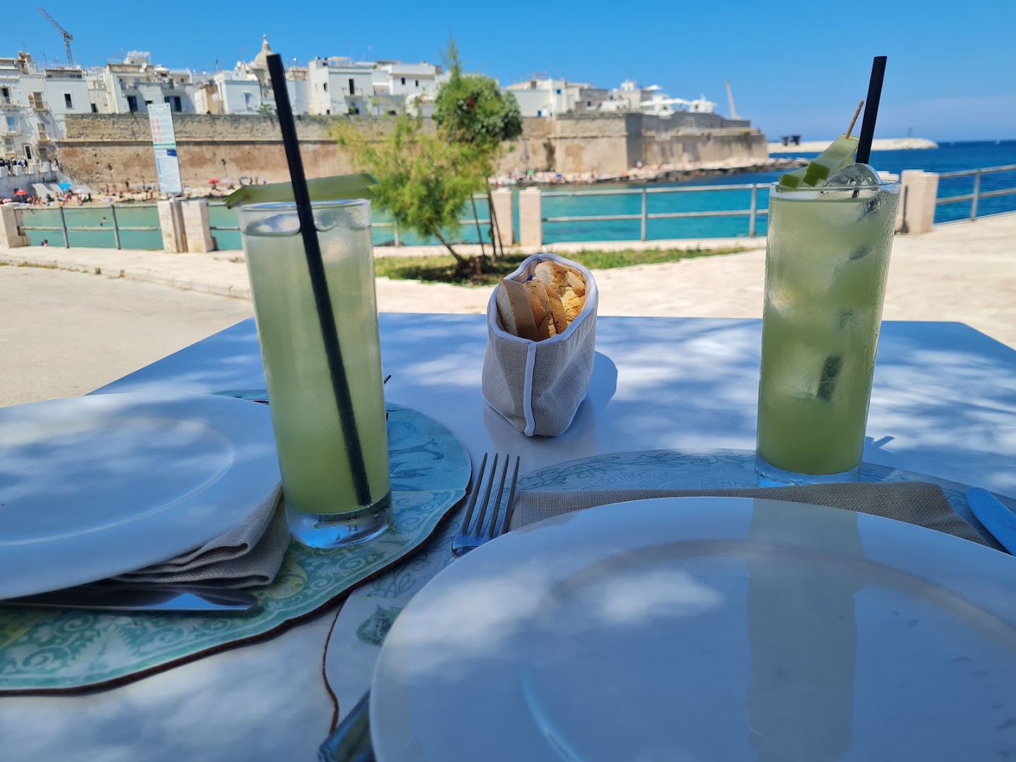 MezzoPieno Cafè Restaurant - Monopoli