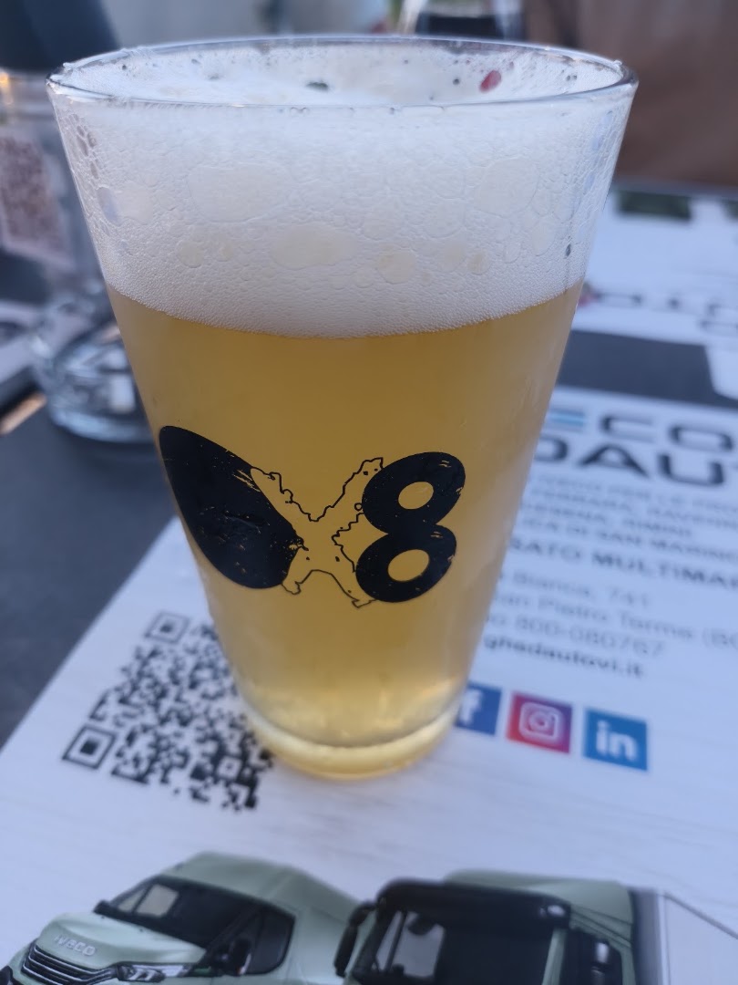 MezzoPieno Pub con cucina & Beershop