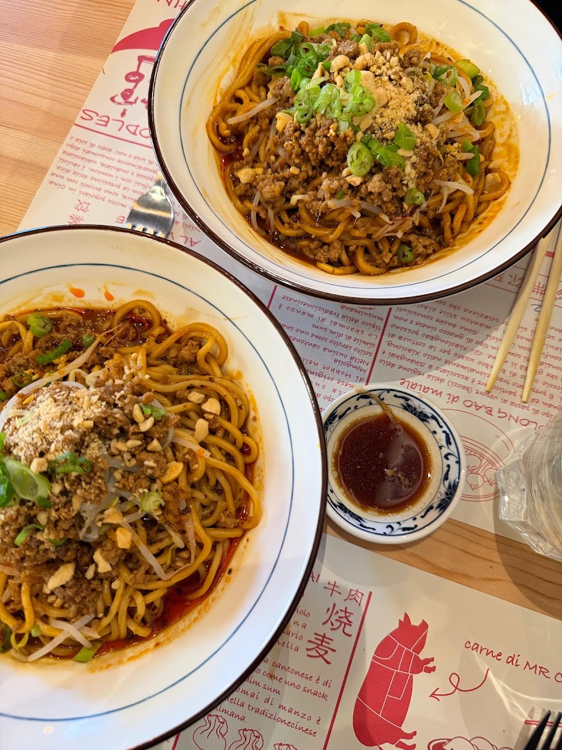 Mì Noodles, Roma