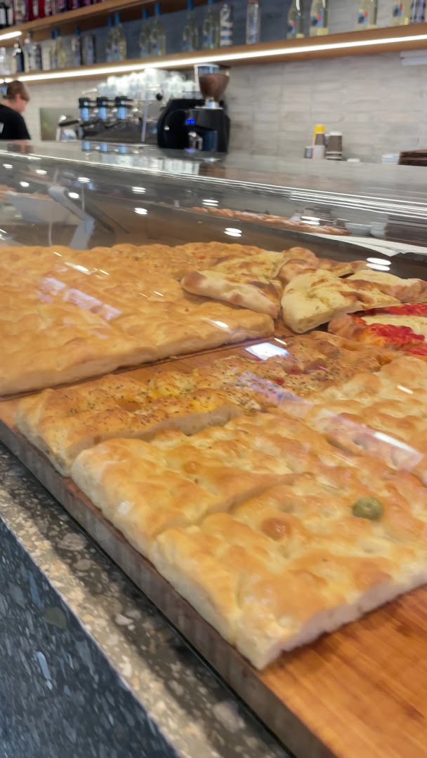 Mia Bakery