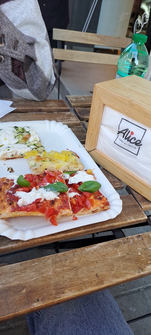 Mia Pizza