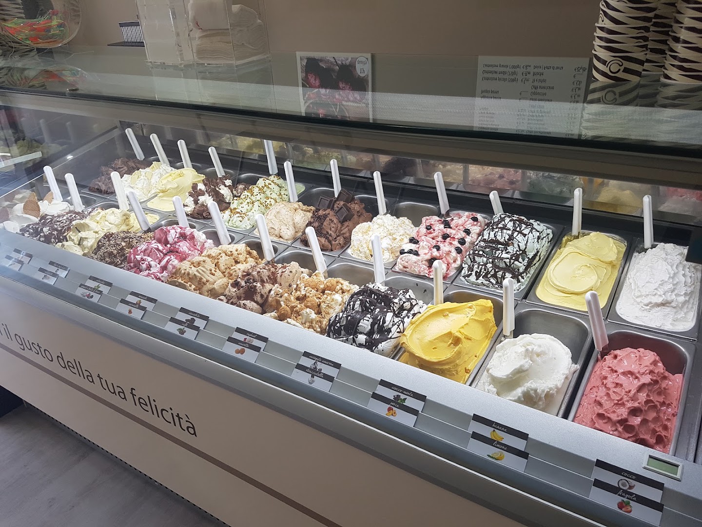 Mia Pop's di Margot, Latina