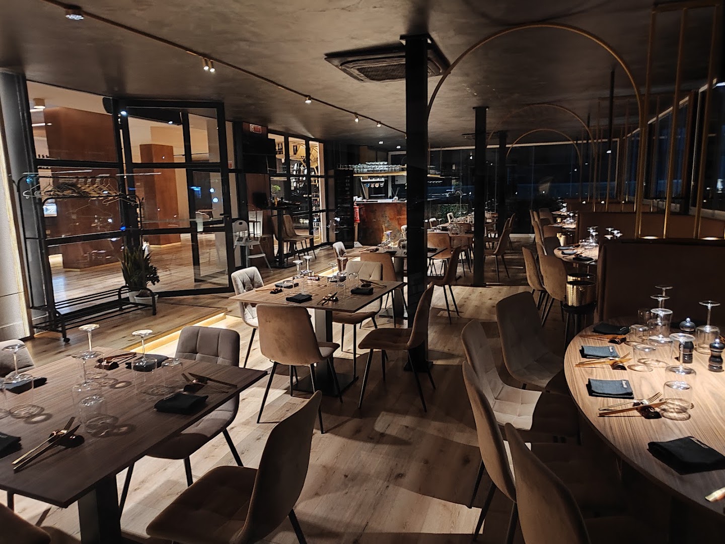 Miami 4.0 Lounge Restaurant