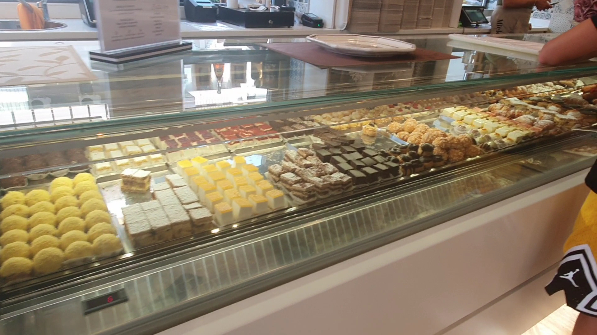 Miele - Pasticceria Napoletana