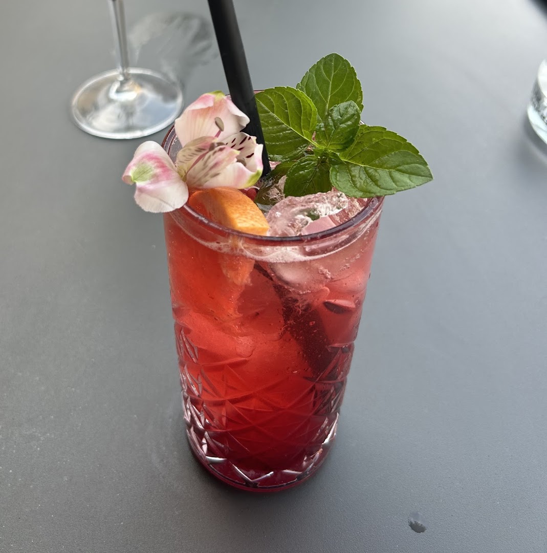 Miky Lounge Bar