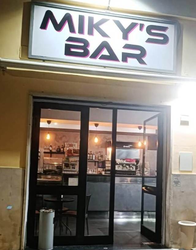 Miky’s Bar