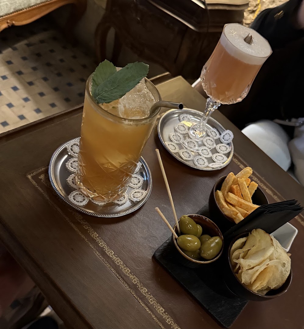 Milea lounge bar