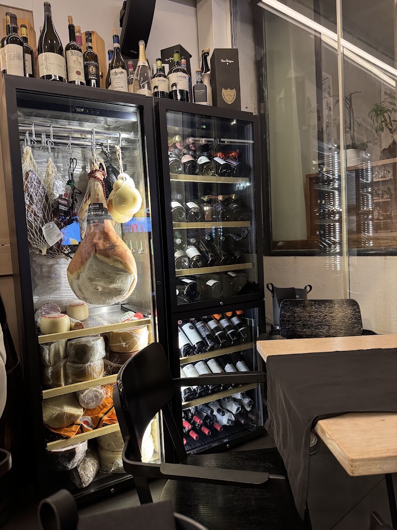 mimì enoteca - wine bar