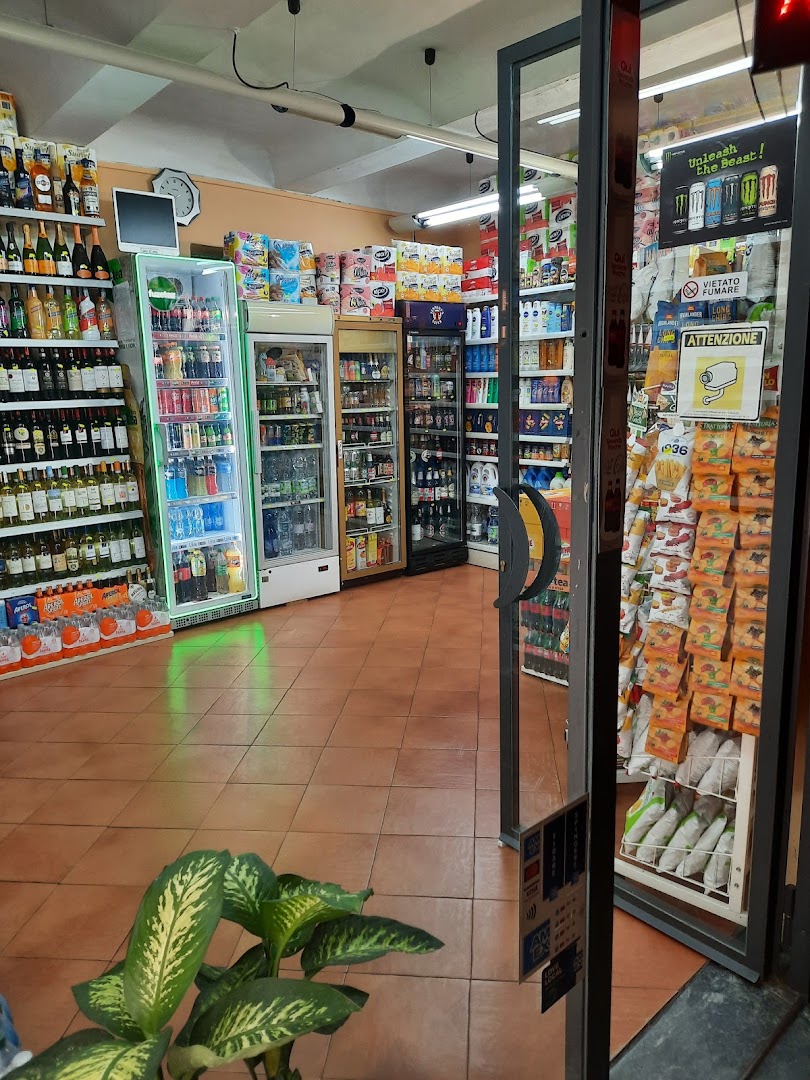 Minimarket Mollah Mostak